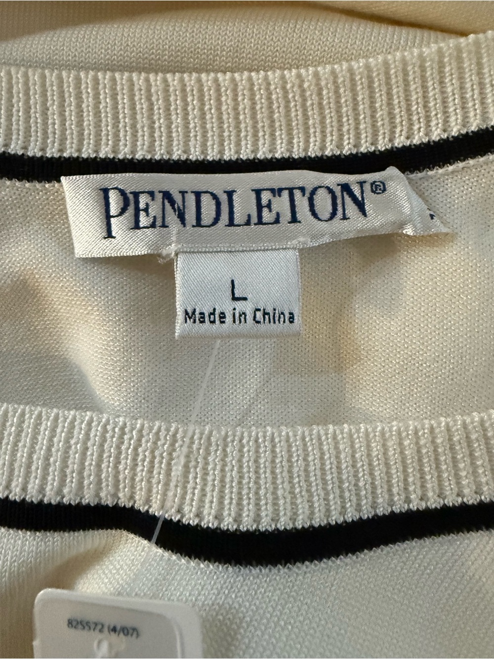 NWT Pendleton Silk Blend Knit Short Sleeve Top in Off White, Size L - Picture 4 of 6